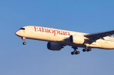 香港直飞,有J4板